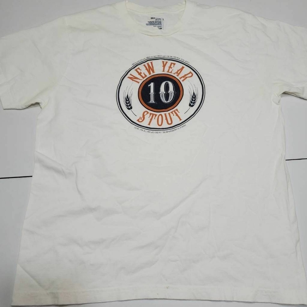 New Year Stout 10 Mens Old Navy Graphic T-Shirt White Crew Neck 100% Cotton L